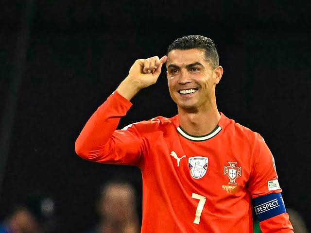 Konti ya Portugal kuri Instagram yatakaje abayikurikira barenga miliyoni nyuma ya Cristiano Ronaldo