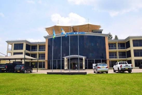 Urukiko rwa Huye rwaburanishije abagore babiri baregwa kwica umupangayi wabo