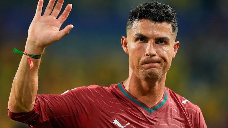 Cristiano Ronaldo yahagaritswe iminsi 30 anacibwa amande