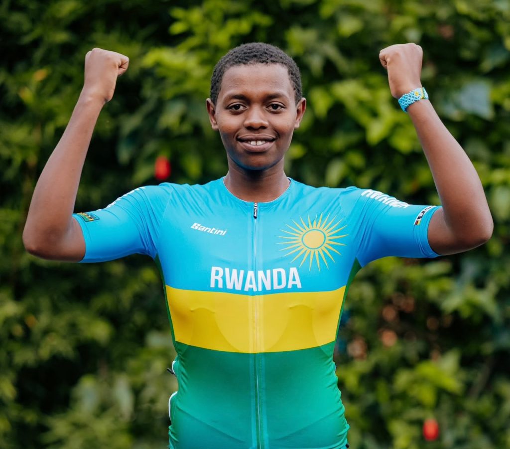Masengesho Yvonne yegukanye umudali wa zahabu wa mbere w’u Rwanda muri Shampiyona Nyafurika y’Amagare